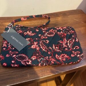Vera Bradley Knotted Wristlet in Victorian Vines NWT